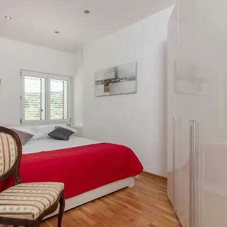 Apartment Spacious In A Quiet Area